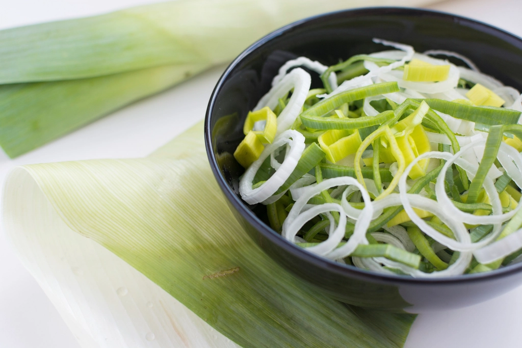 Cut fresh leek bowl